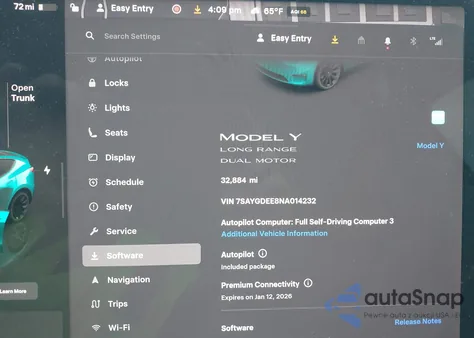 2022 Tesla Model Y Long Range Dual Motor All-Wheel Drive z USA, uszkodzony, nr VIN 7SAYGDEE8NA014232